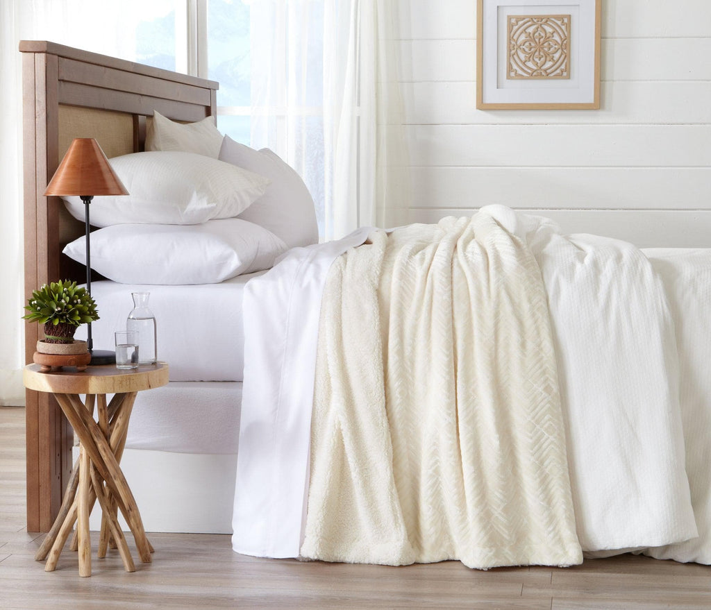 Velvet Plush Sherpa Luxury Bed Blanket - Cielo Collection