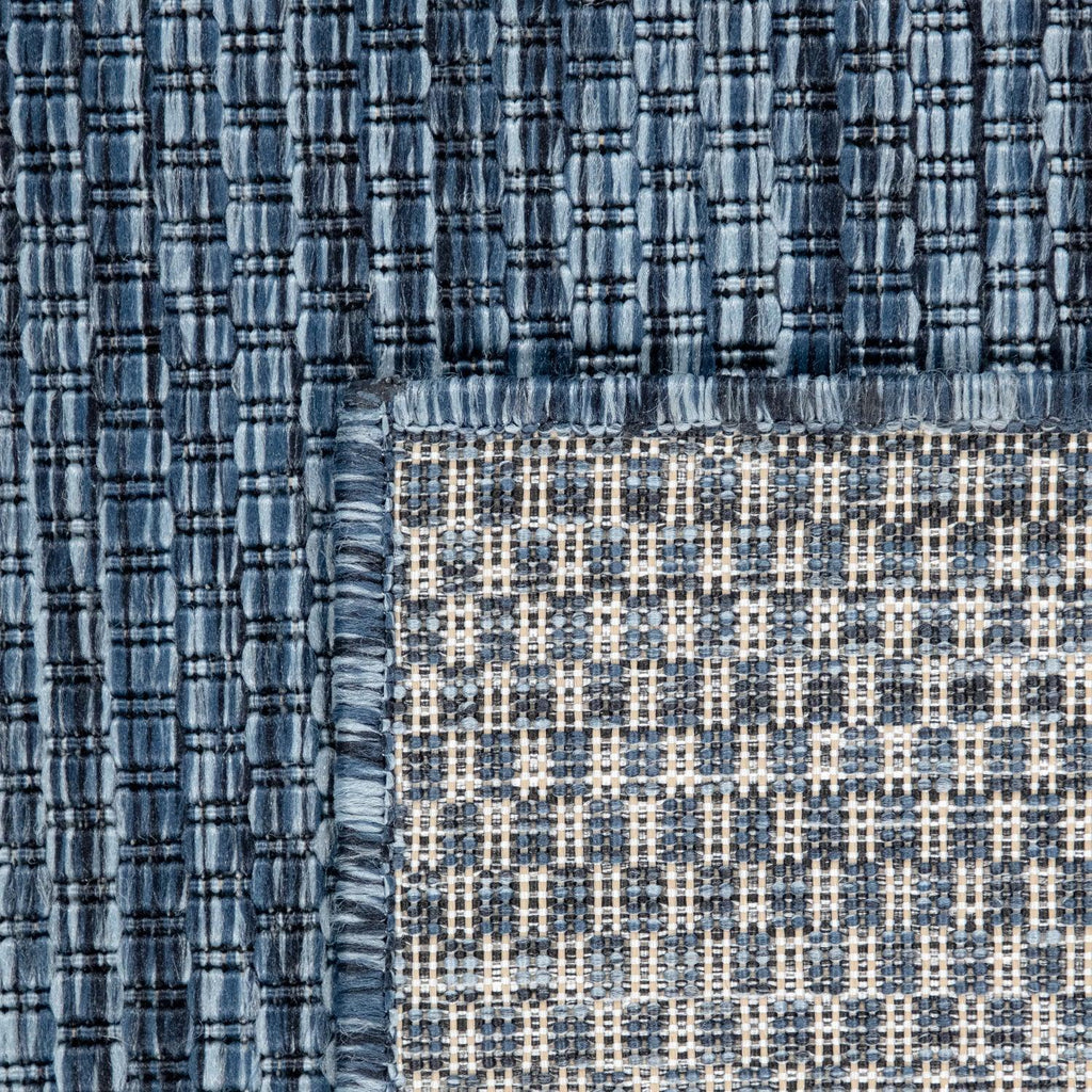 Solid Outdoor Rug for Patio or Balcony weatherproof in Mottled Blue