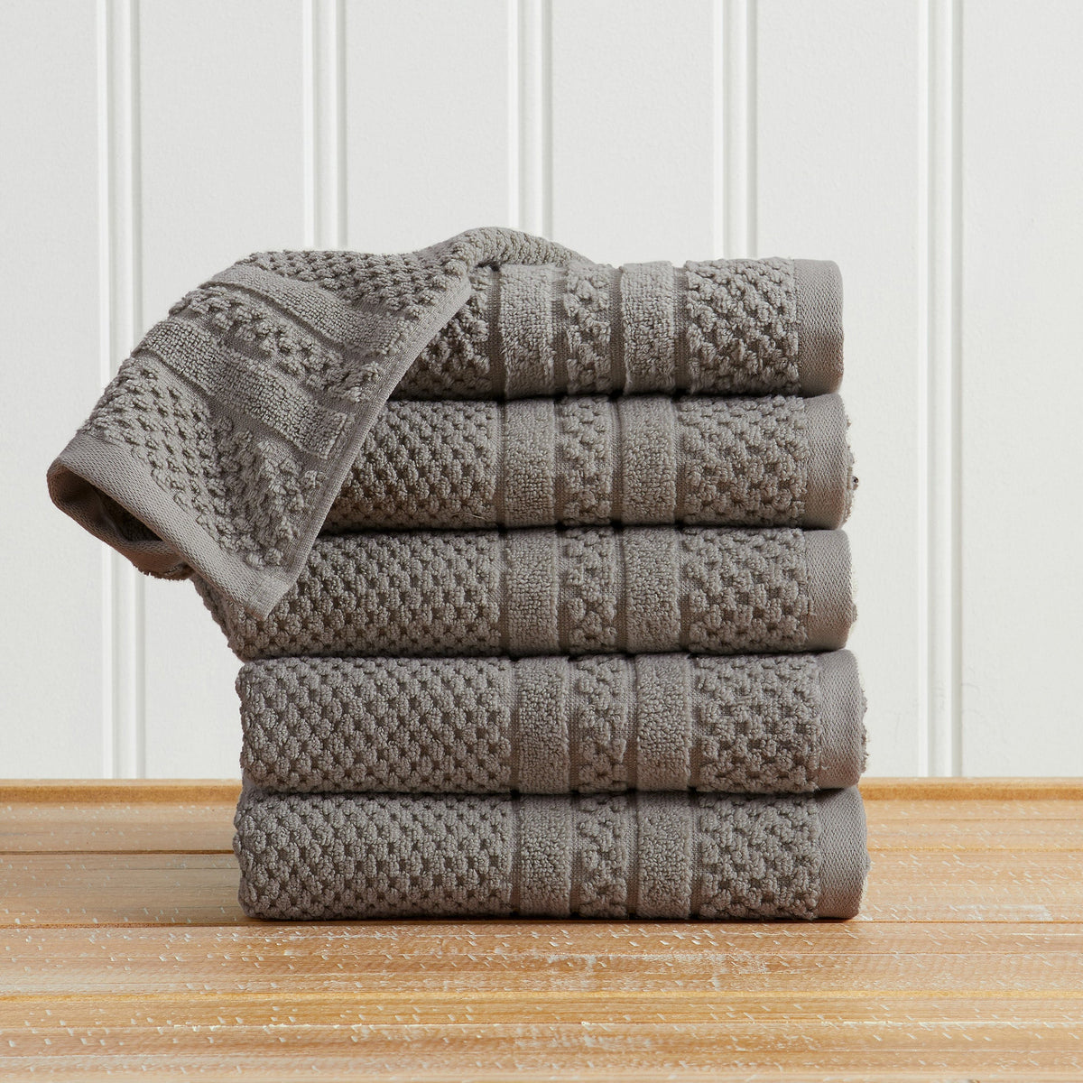 100% Cotton Checkered Jacquard Bath Towel Set - Giuliana Collection